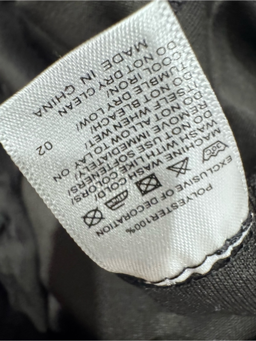 Men’s Charcoal Hooded Sleeveless Top - Picture 6 of 6